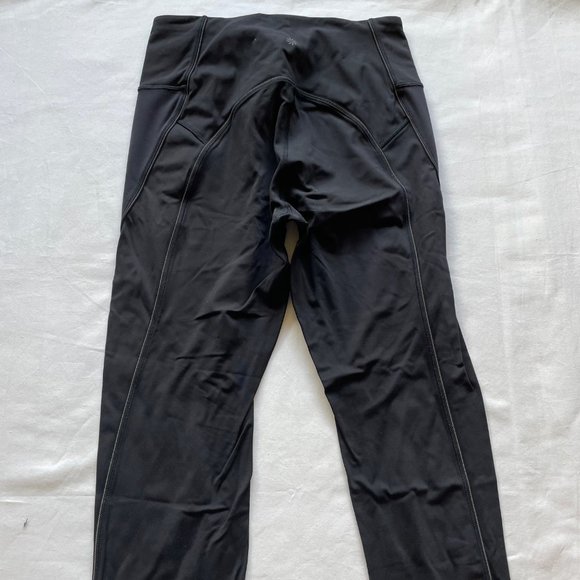 Women’s / Teen’s Athleta Black Leggings size M - Picture 8 of 9